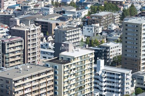 浦安 マンション - 都市生活の新たな形を探る